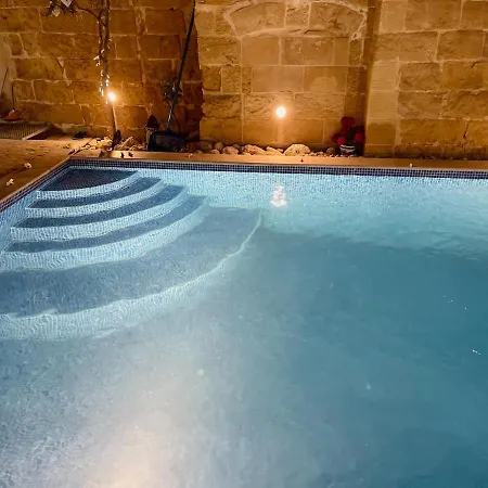 Ellie Boo 4* Xewkija