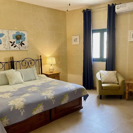 Ellie Boo Bed & Breakfast 4*