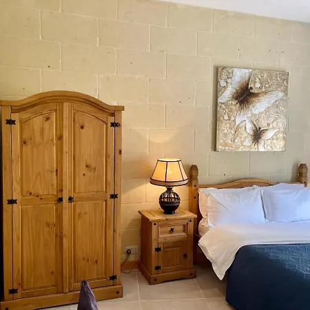 Couette-café Ellie Boo Xewkija